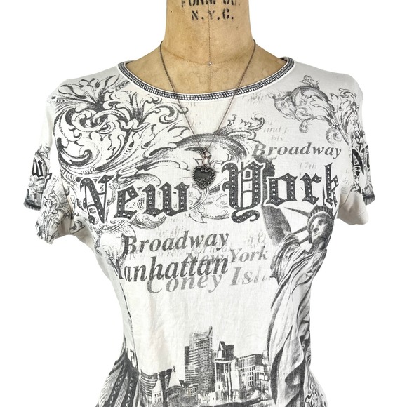 Vtg Y2K New York Hotel Graphic Tee Statue of Liberty Sz M 2000s Cyber Streetwear - Picture 4 of 7
